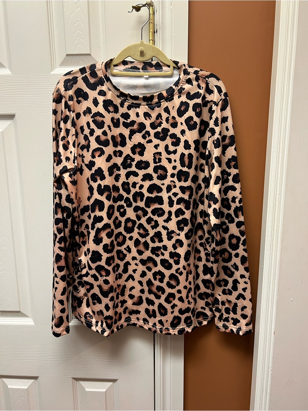 Blush and Black Leopard Print Top - Large
